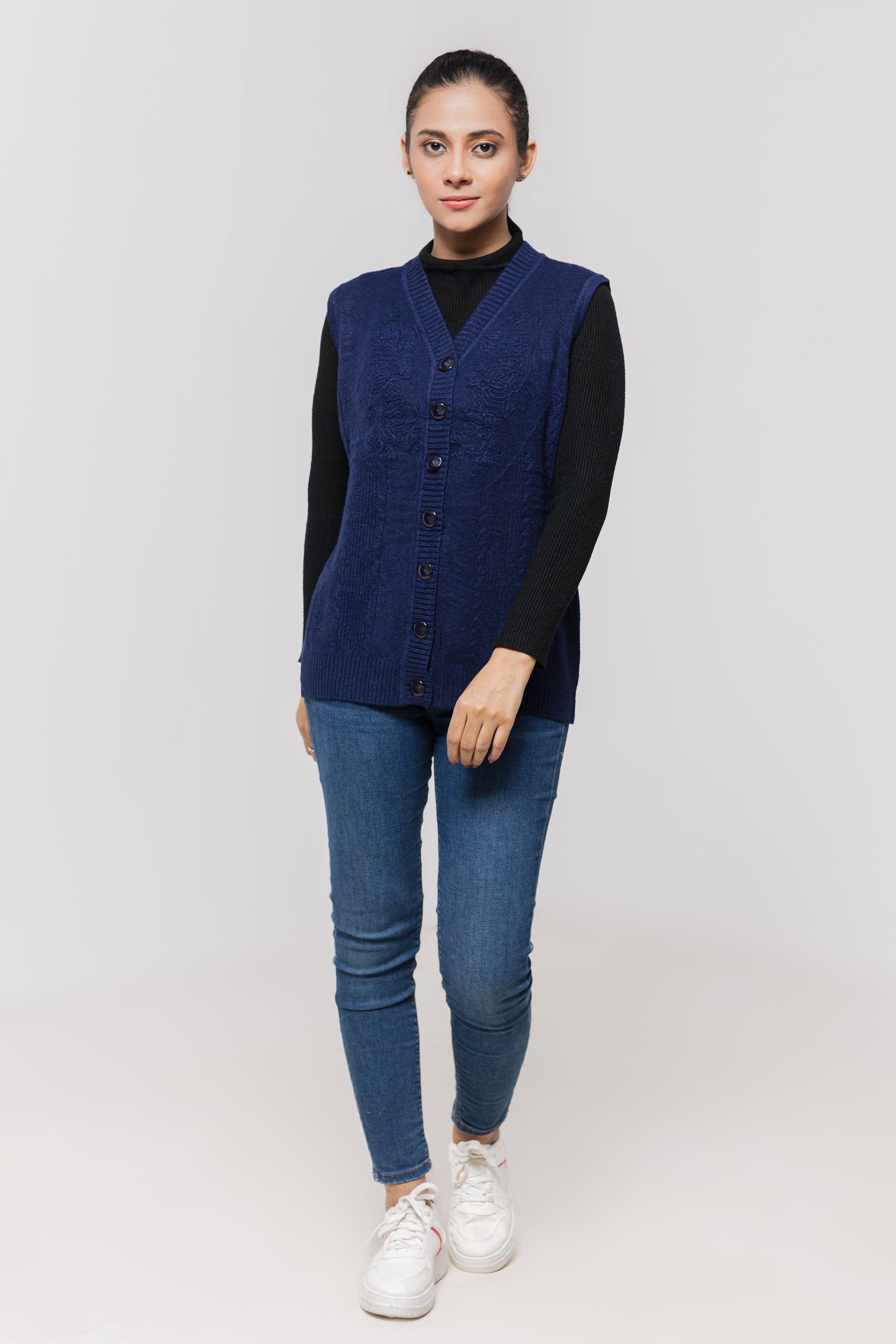 Acrylic Wool Sleeve Less Cardigan